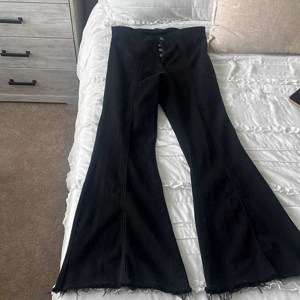 Black Label Seamless Flare Jeans